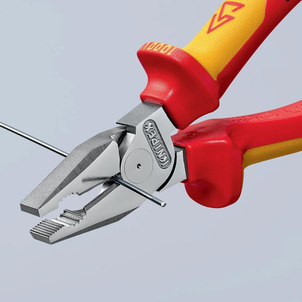 Kraftkombizange Länge 180 mm verchromt Mehrkomponenten-Hüllen VDE Kraftkombizange Länge 180 mm verchromt Mehrkomponenten-Hüllen VDE