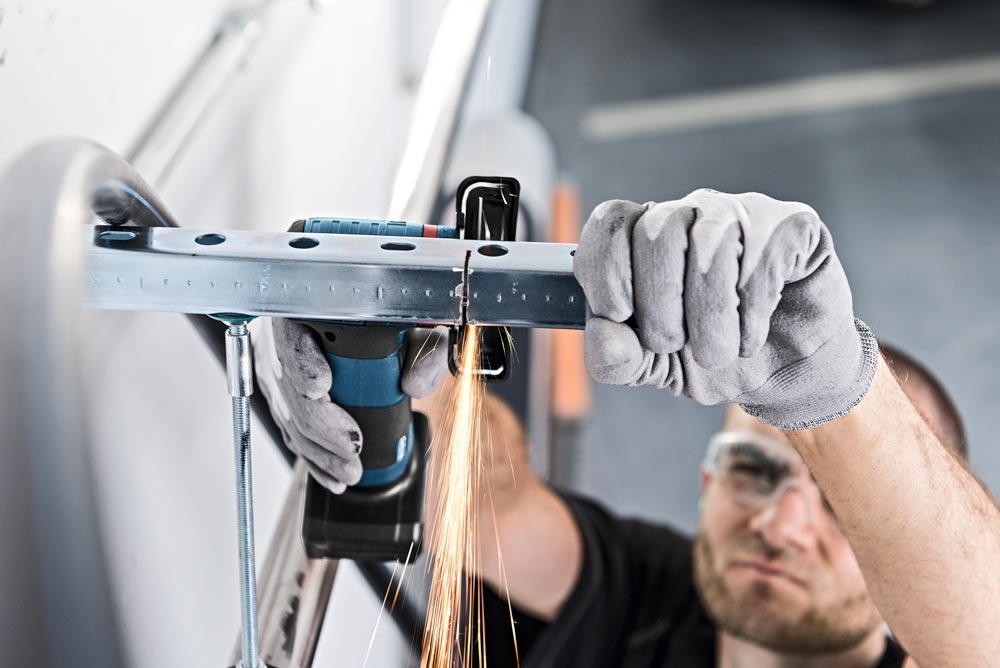 BOSCH Akku-Winkelschleifer GWS 12V-76  (2x 3,0 Ah)