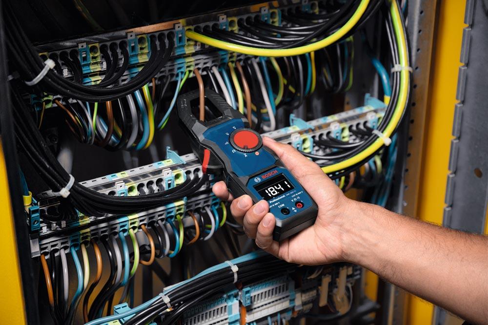 BOSCH Stromzange GMC 600-15 + Magnethalter MH1