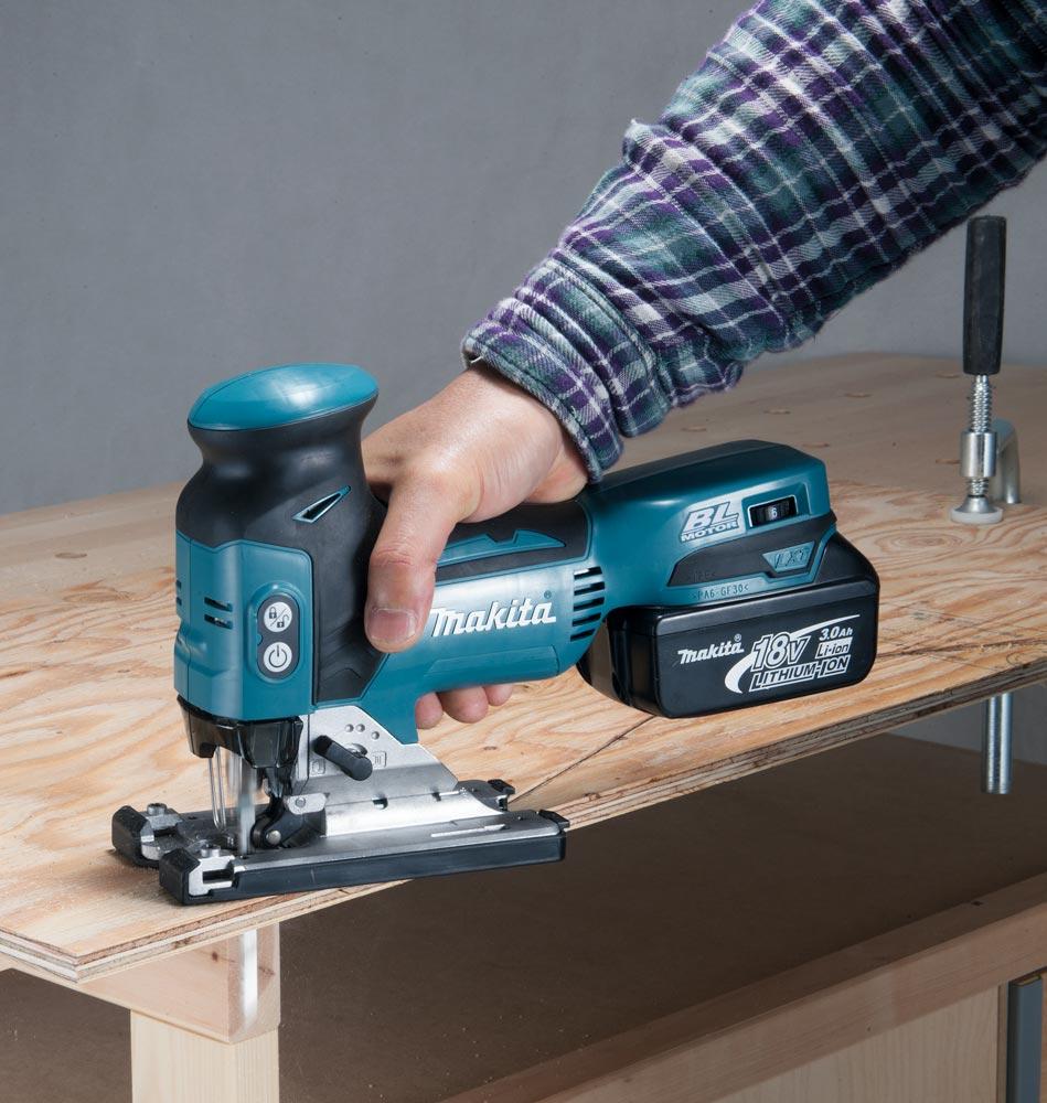 MAKITA Akku-Pendelhubstichsäge DJV 181 Z 18,0 V  (ohne Akku/Ladegerät)