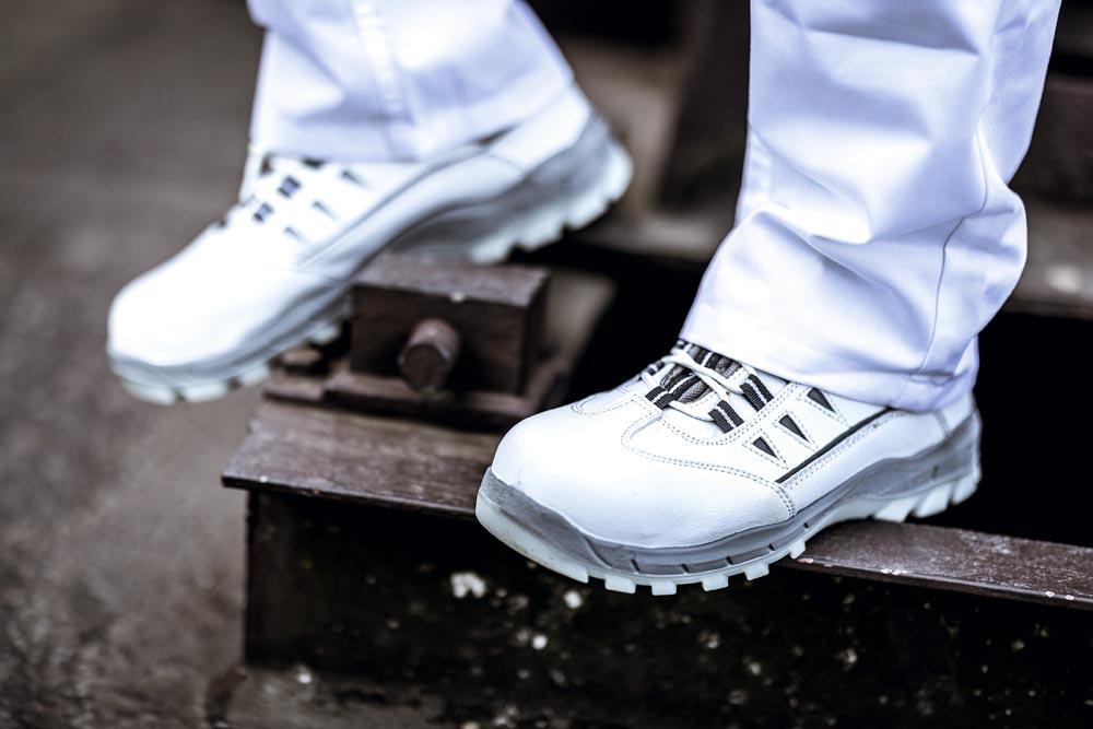 Sicherheitshalbschuhe SPORT STEP WH Gr. 46 weiß S3 SRC Weite 11 Kunstleder widerstandsfähige und nicht kreidende PU / TPU-Laufsohle