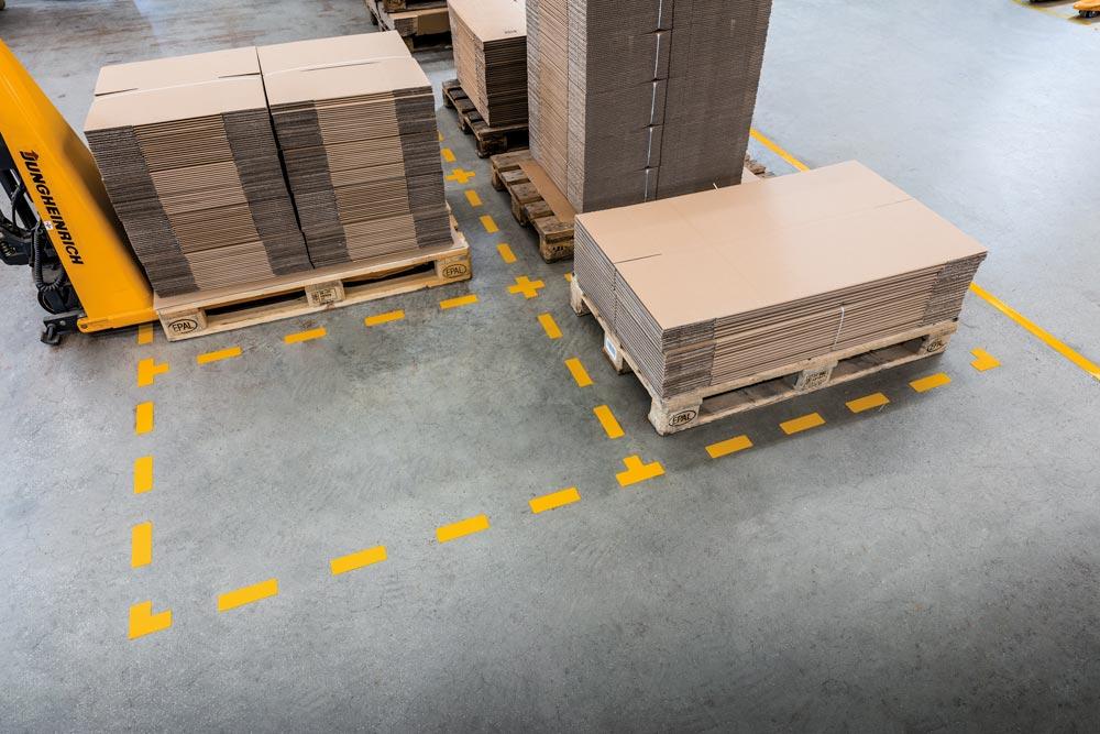 Bodenmarkierung, selbstklebend, Pfeil-Form, LxB 200x100 mm, Farbe gelb, VE 10 Stück, Mindestabnahme 2 VE