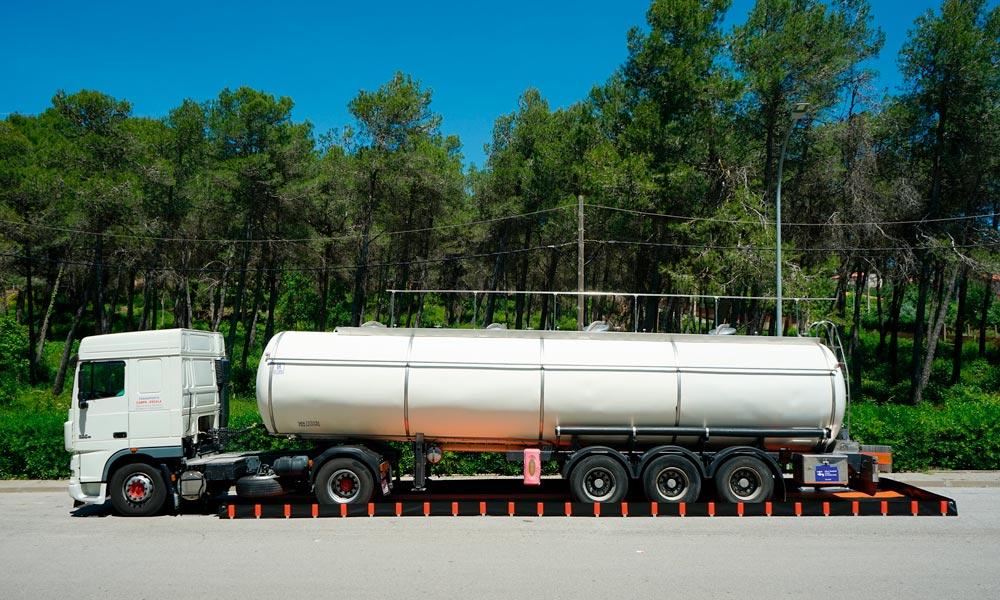 Flexible Auffangwanne, BxTxH 3000x13000x250mm, Aufnahme 9750 Liter, für 1x40 Fuß Container