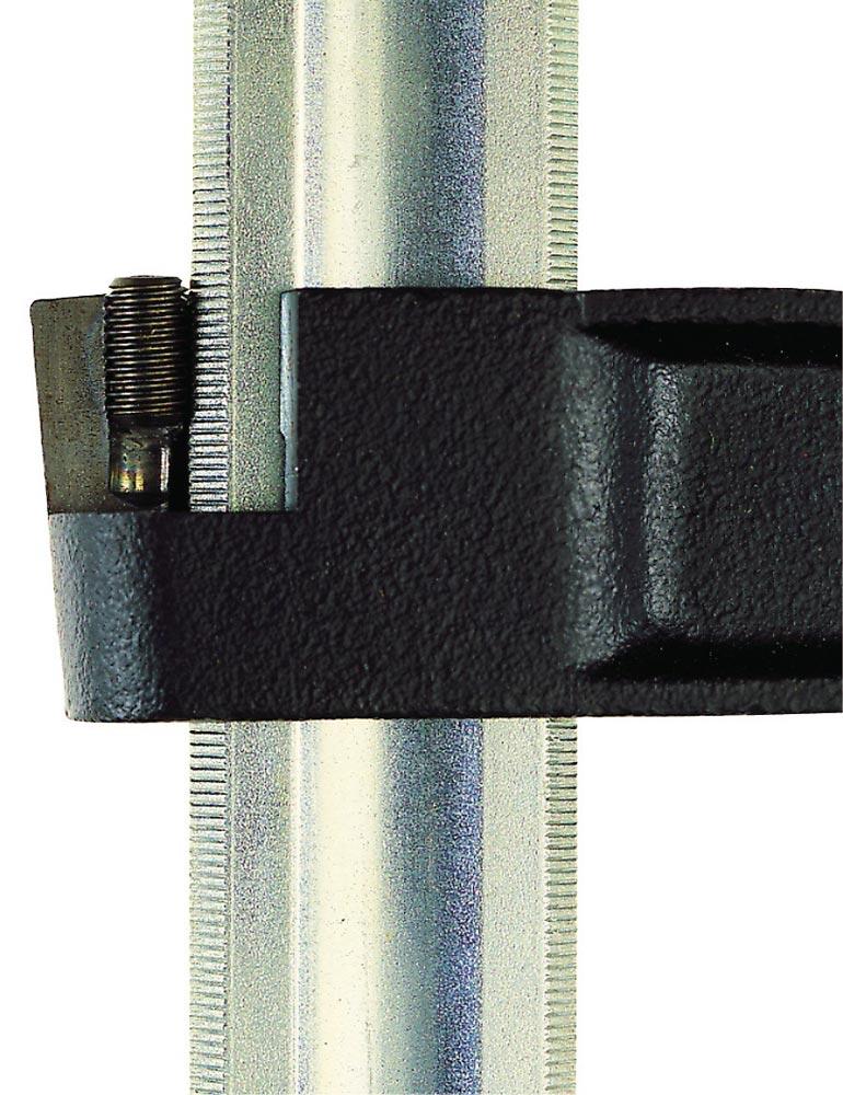 Temperguss-Schraubzwinge TG Spannweite 160 mm Ausladung 80 mm Holzgriff 25 x 6 mm