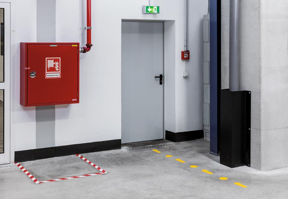 Bodenmarkierung, selbstklebend, Kreuz-Form, LxB 150x150 mm, Farbe gelb, VE 10 Stück, Mindestabnahme 2 VE