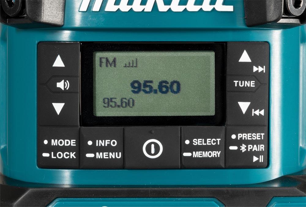 MAKITA Akku-Radio mit Laterne 40V MR009GZ (ohne Akku, ohne Ladegerät)