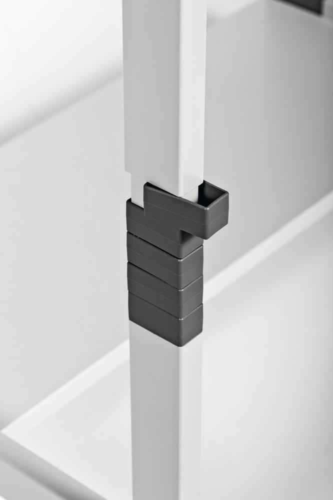 Computertisch, BxTxH 750x534x950-1150 mm, 4 Böden, höhenverstellbarer Tastaturauszug, fahrbar, lichtgrau