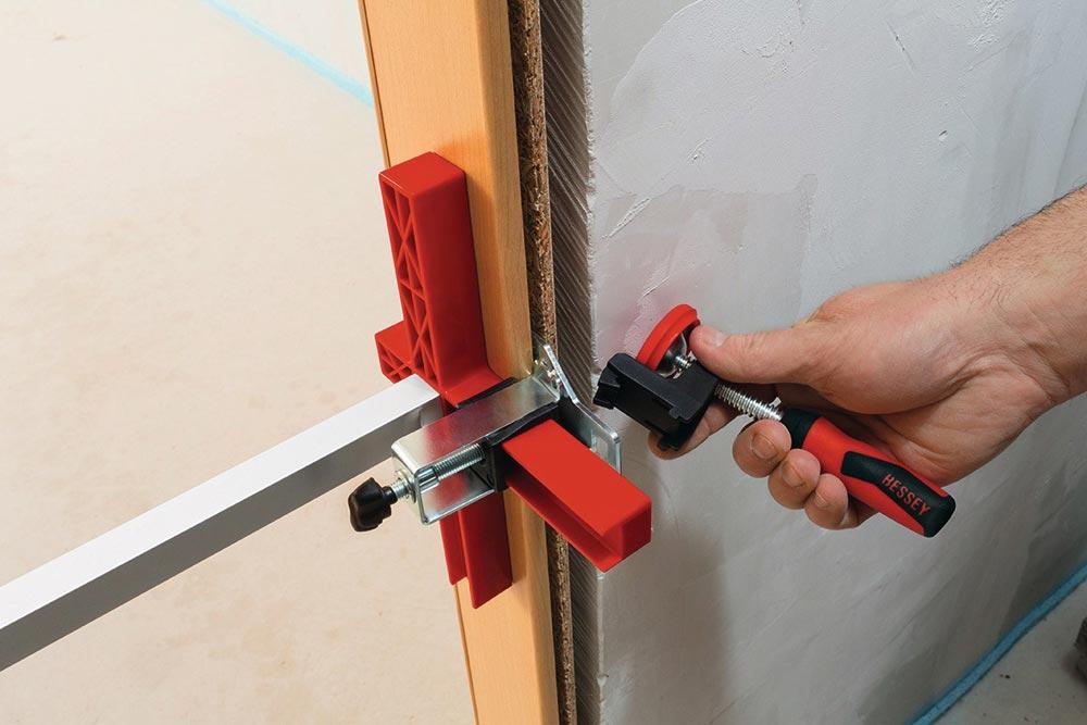 Türfutterspanner Spannbereich 565 - 1010 mm 6 Stück / Tasche