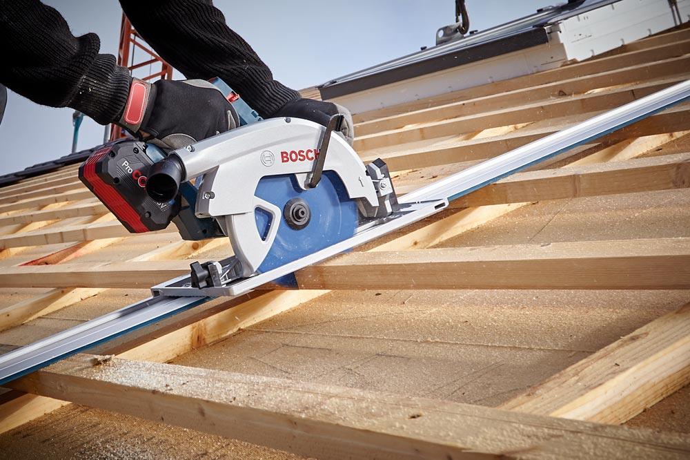 BOSCH Akku-Kreissäge GKS 18V-68 GC, 2x5.5Ah ProCORE18V, GAL 1880 CV L-BOXX 238